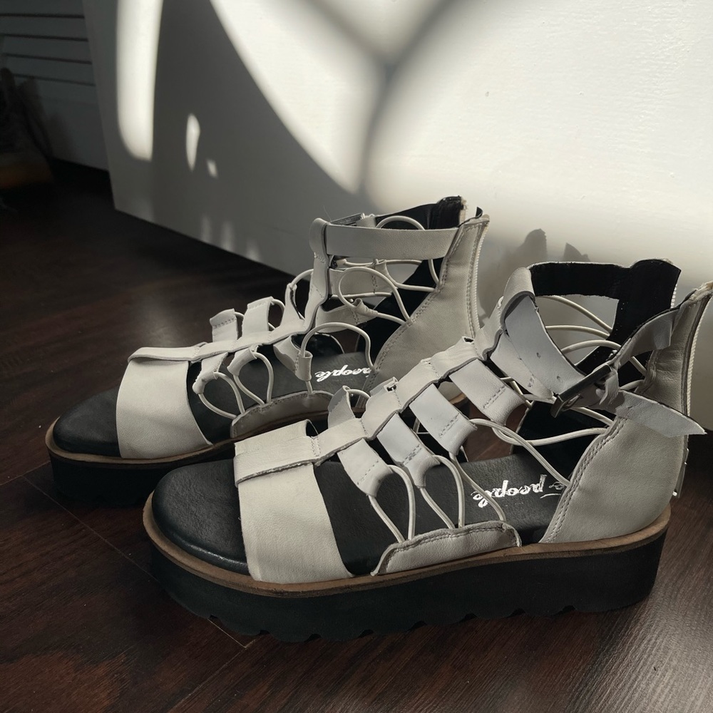Free People Sunrise Flatform Gladiator Sandal in white - worn once!